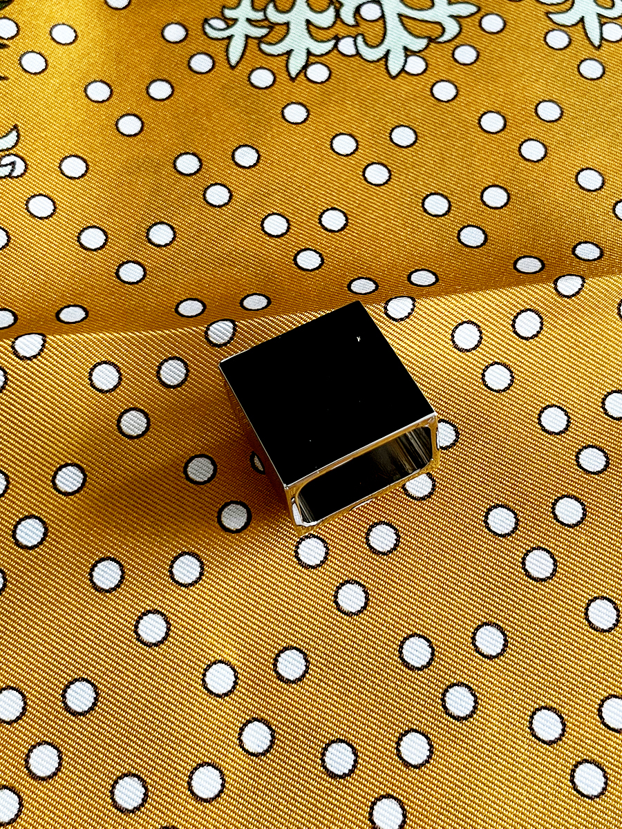 Luxury Designer Scarf Buckle S - مراجعة Women'S Accessories Rings وسعره