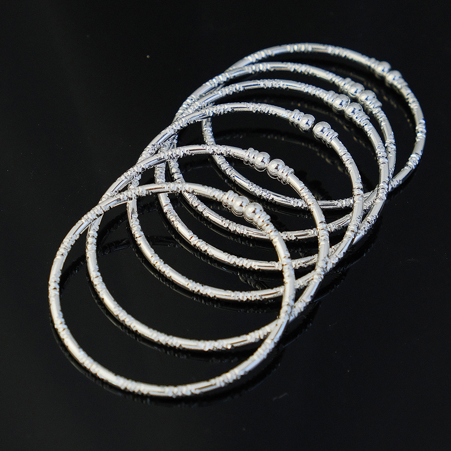 Middle Eastern Women's Bridal  - مراجعة Women Accessories Dubai وسعره