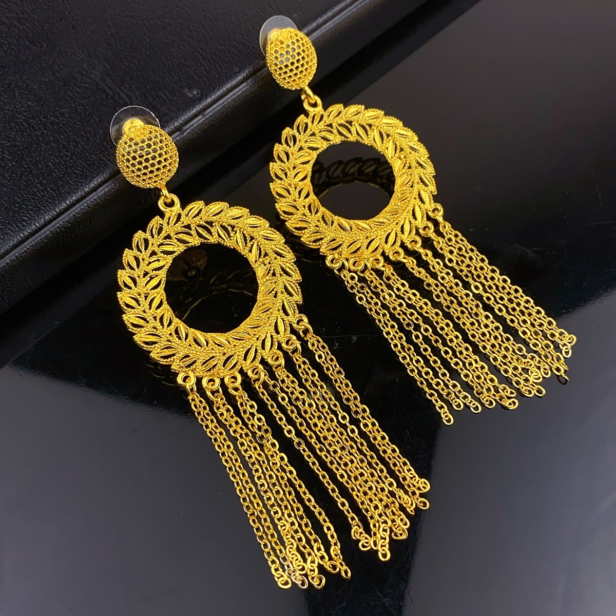 Indian Earrings for Women Desi - مراجعة Women Accessories Dubai وسعره