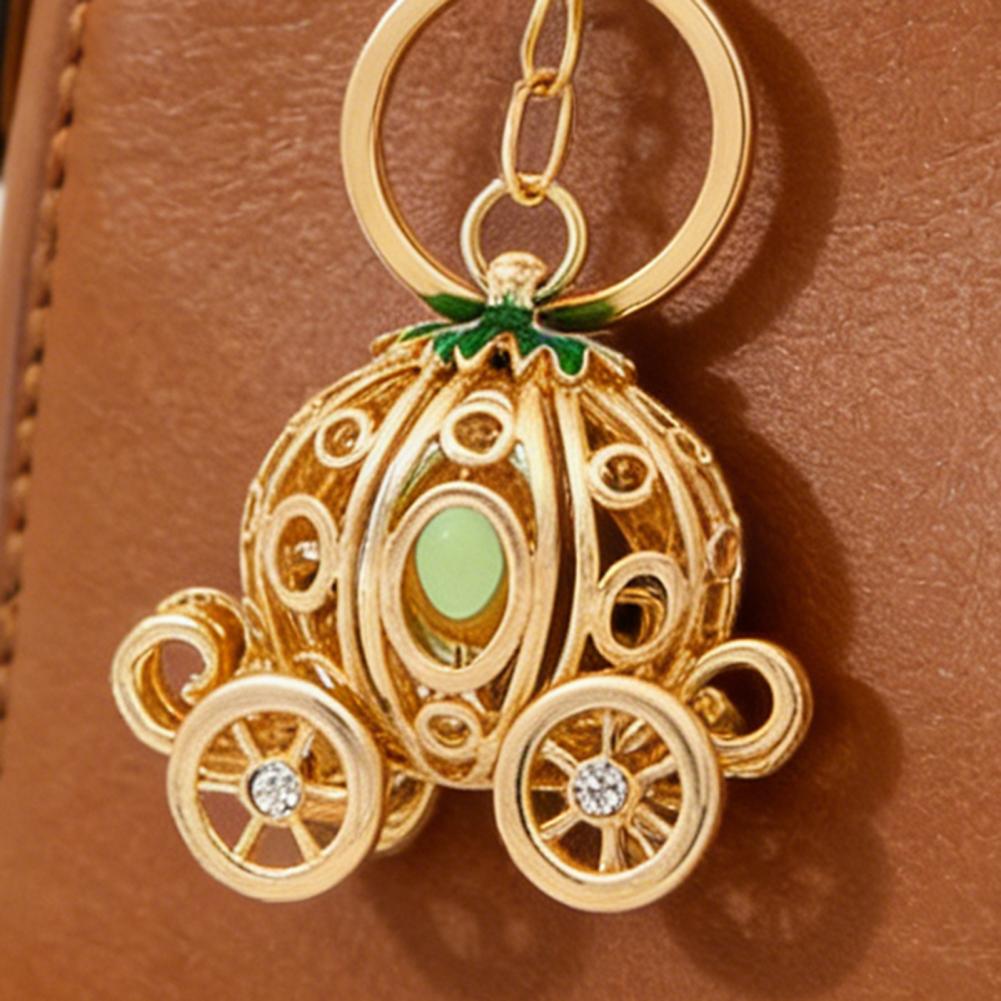 Pumpkin Carriage Keychain Fair - مراجعة Women'S Accessories Coach وسعره