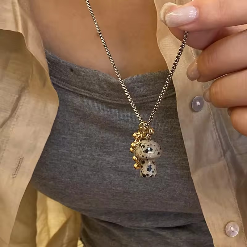 Gothic Punk Stone Mushroom Flo - مراجعة Women'S Accessories In The 90S وسعره