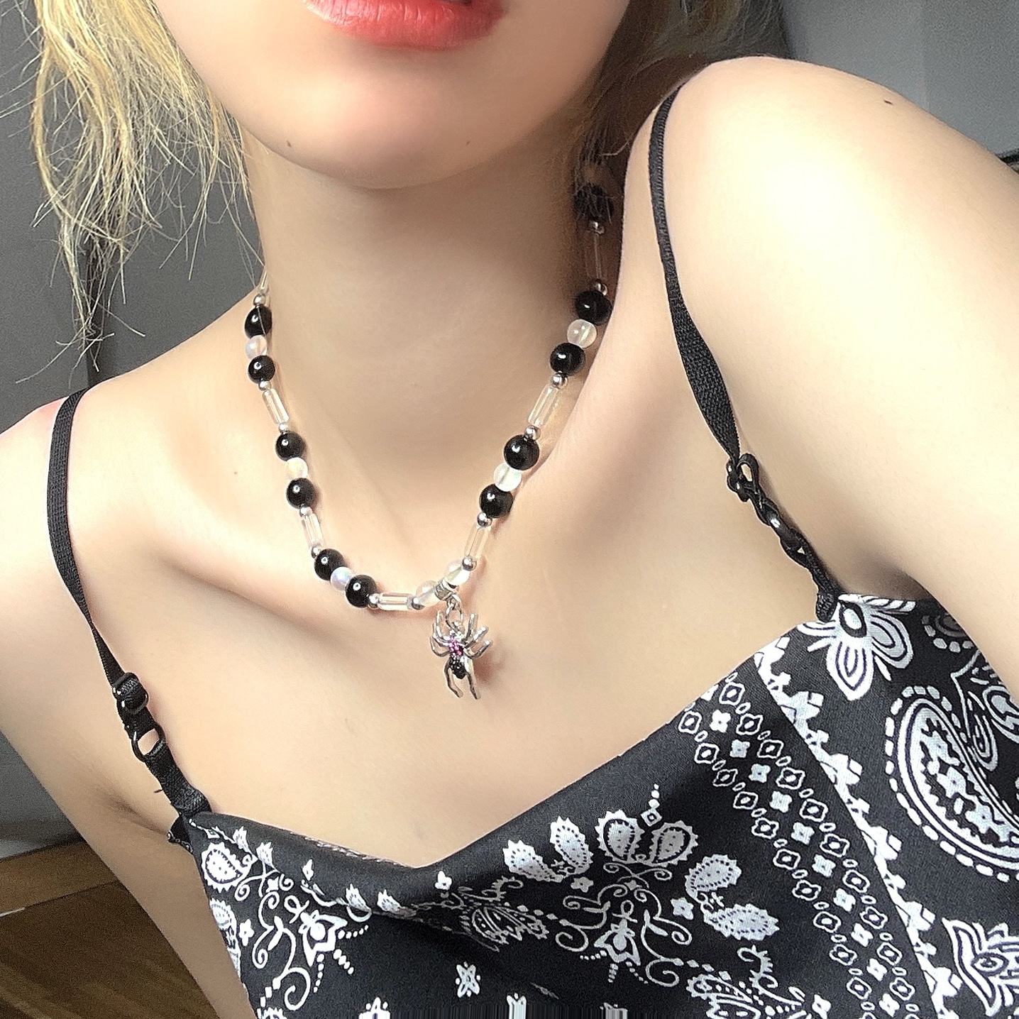 Gothic Vintage Y2K Red Glass H - مراجعة Women'S Accessories In The 90S وسعره