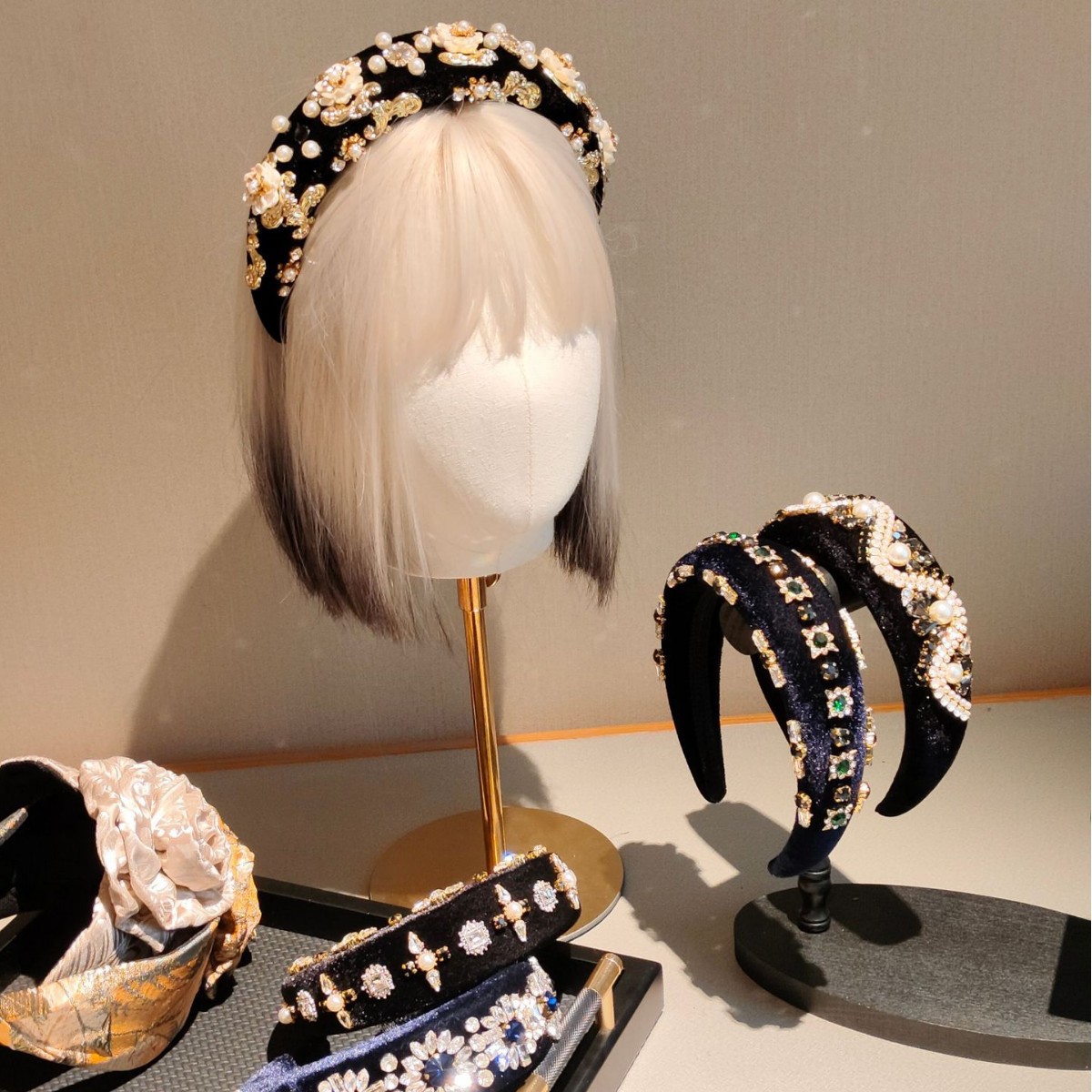 Autumn and Winter Hot Sale Ret - مراجعة Women Accessories Sale وسعره