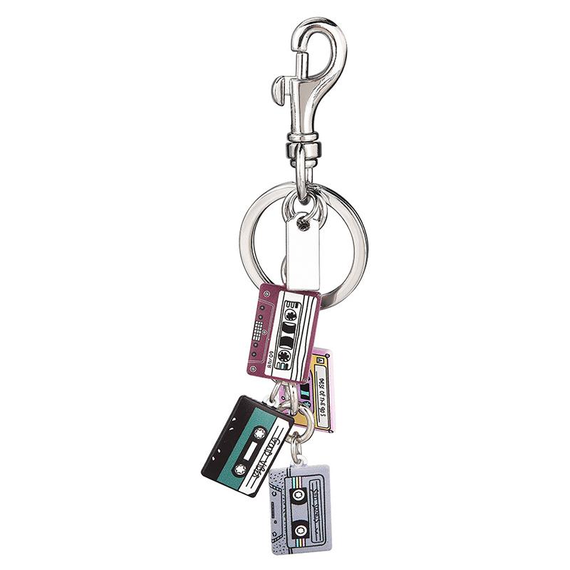 Vintage Cassette Tape Keychain - مراجعة Women'S Accessories In The 80S وسعره