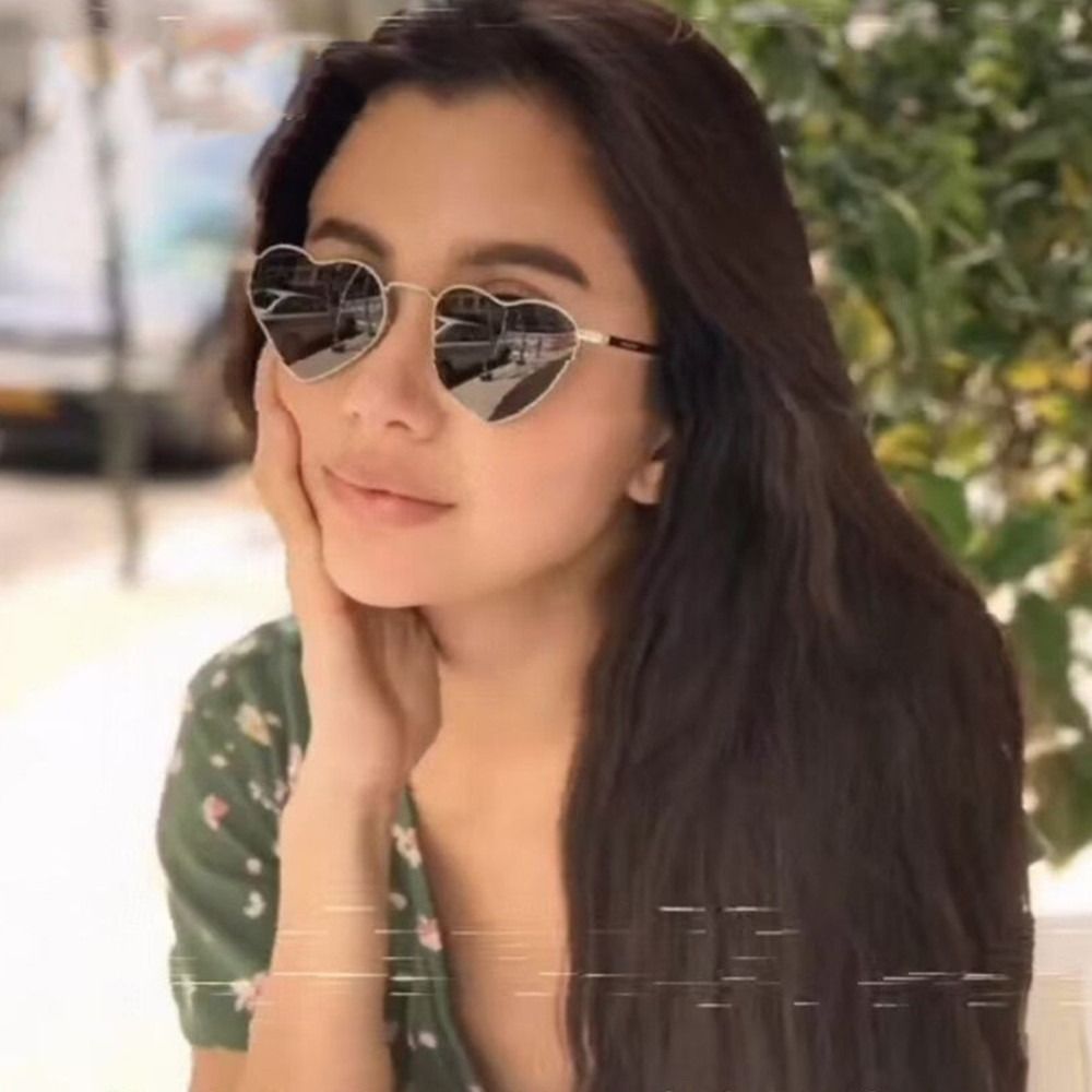 Heart-Shaped Sunglasses Heart  - مراجعة Women'S Accessories In The 90S وسعره